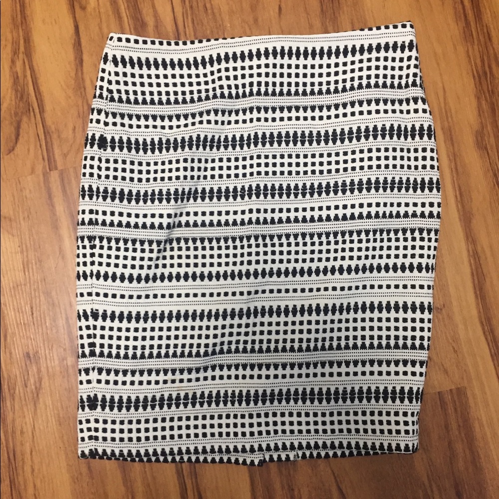Black and White Loft Pencil Skirt